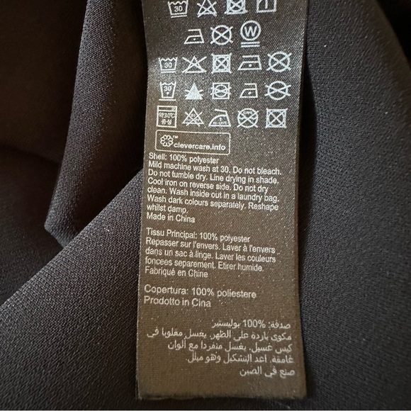 ALLSAINTS Women's Padded Shoulders Relaxed Crewneck Black Sleeveless Blouse Sz 4 - Picture 13 of 15